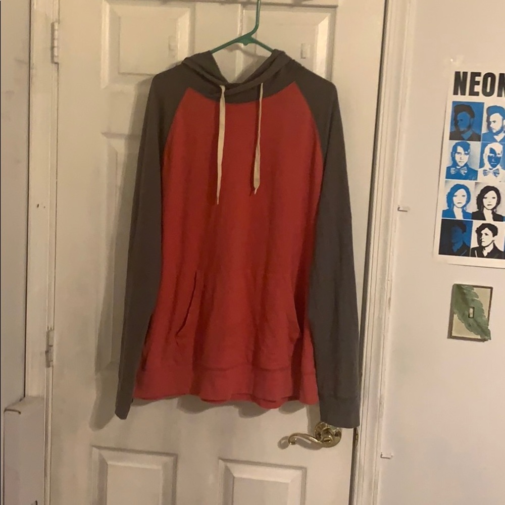 Men’s XL sweatshirt